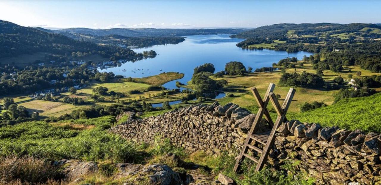 Gorgeous Cottage In Bowness エクステリア 写真